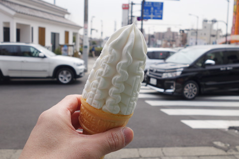藤沢橋でこのアイスを食べていたら，ほぼ間違いなくおいらです（笑）<br />今年になって，軽く10個は食べてるな・・・。